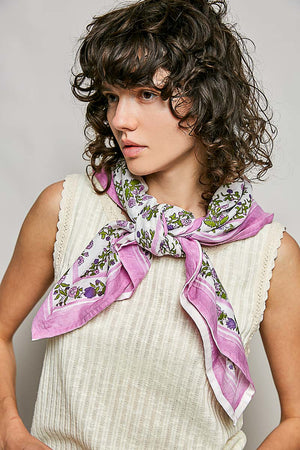 Sally Must have a Scarf (2 Colors)