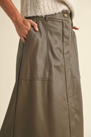 Comeback King Leather Skirt with elastic Waist (2 colors)