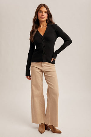 Oliver Twist Collared Knit V-neck Sweater