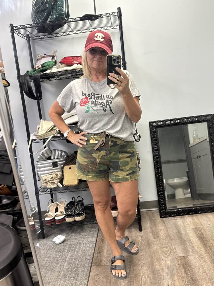 Willie Nelson-On the Road Again Tee