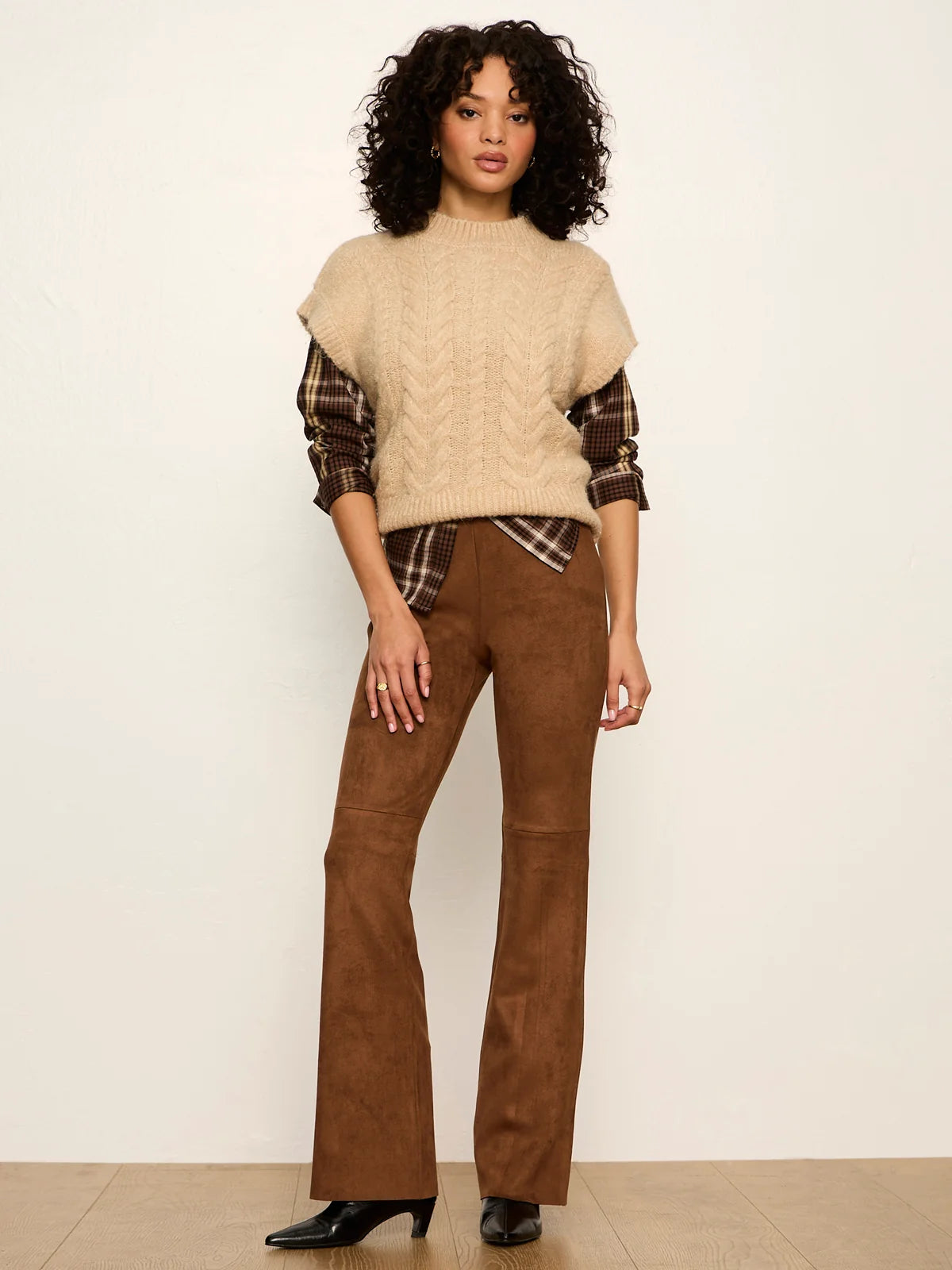 Shashay Suede Leggings in Cocoa (pull on)