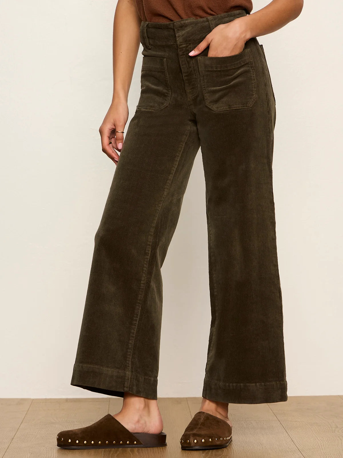Chelsea Wide Leg Corduroy Pant in Kalamata