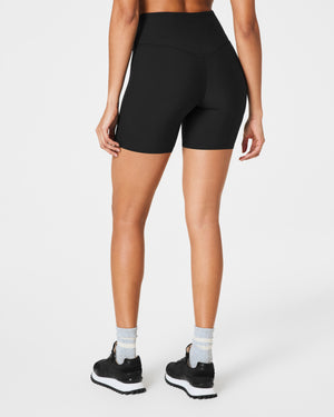 Spanxsmooth Onform Bikeshort 6 in